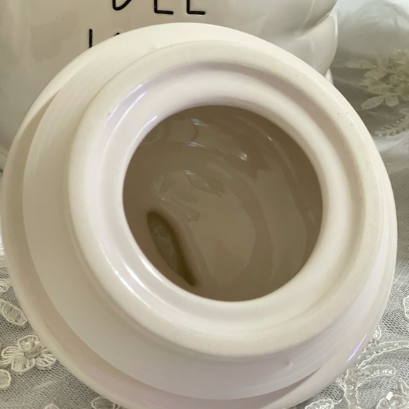 Rae dunn bee kind canister - Picture 11 of 13
